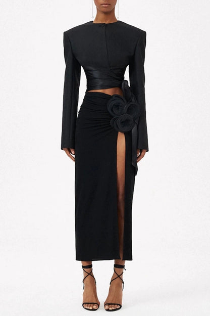 Effortlessly Elegant Garment with a Timeless Design
