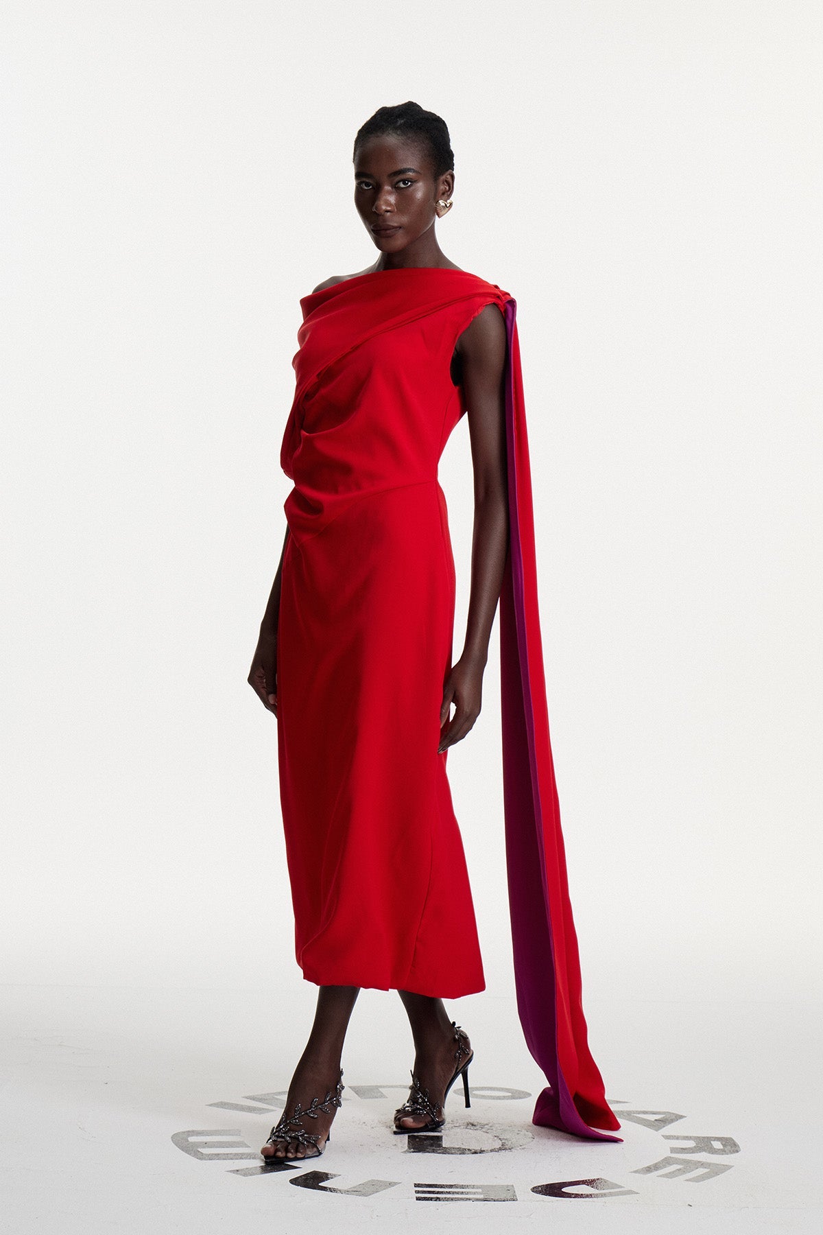 Classic Vintage Dress with a Flattering Fit