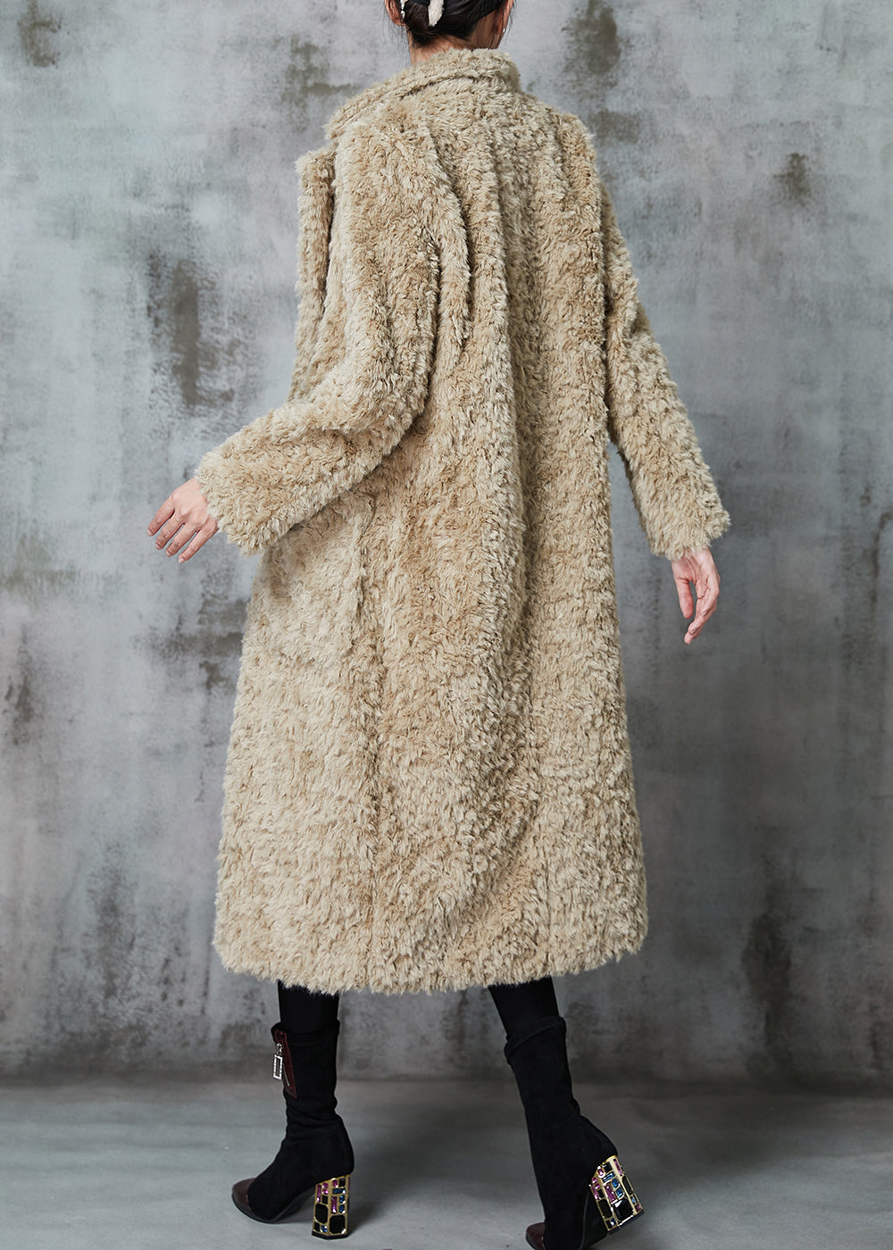 Elegantly Styled Coat for Everyday Wear