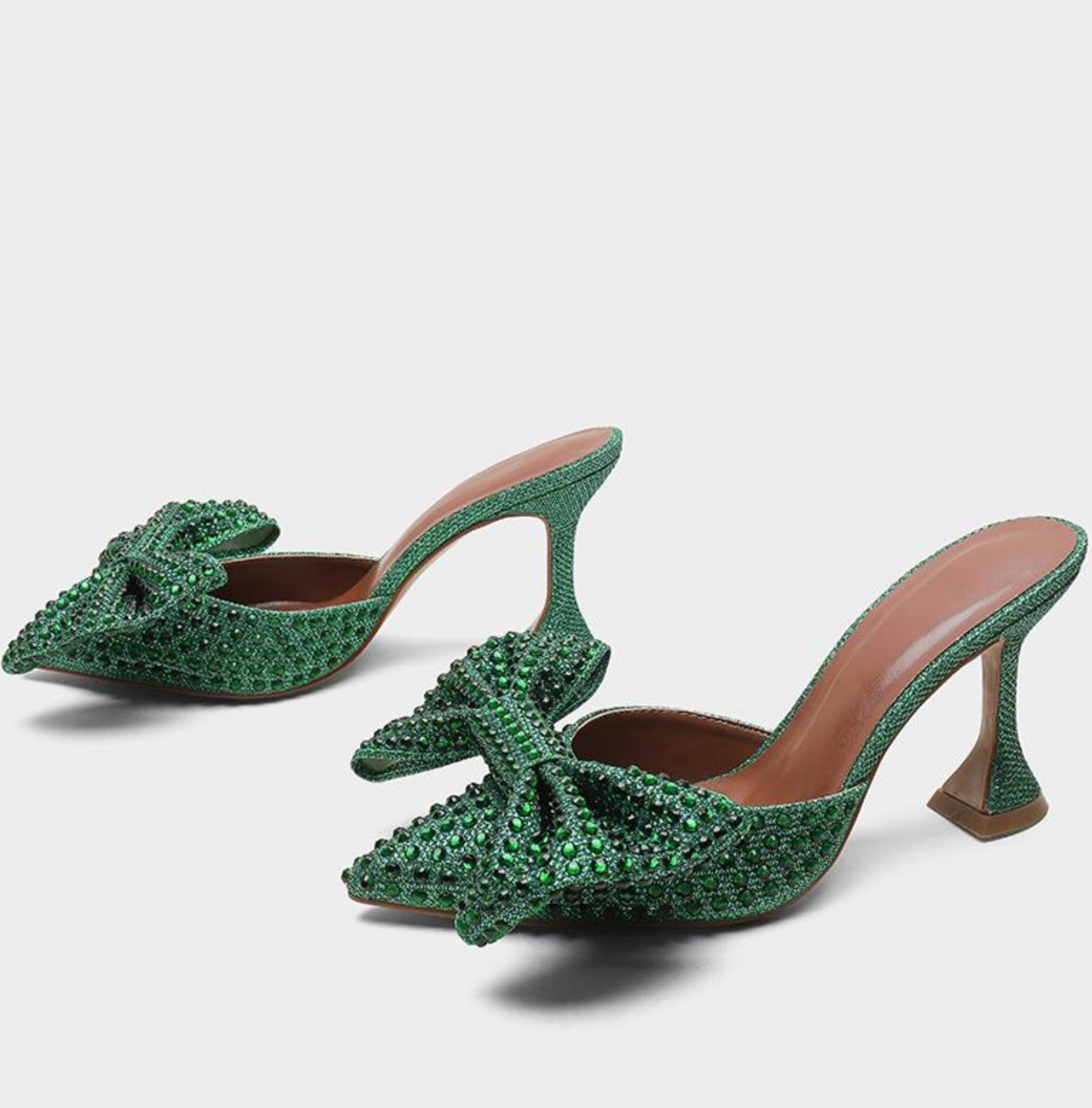 Polished Heels with an Effortless Classic Look