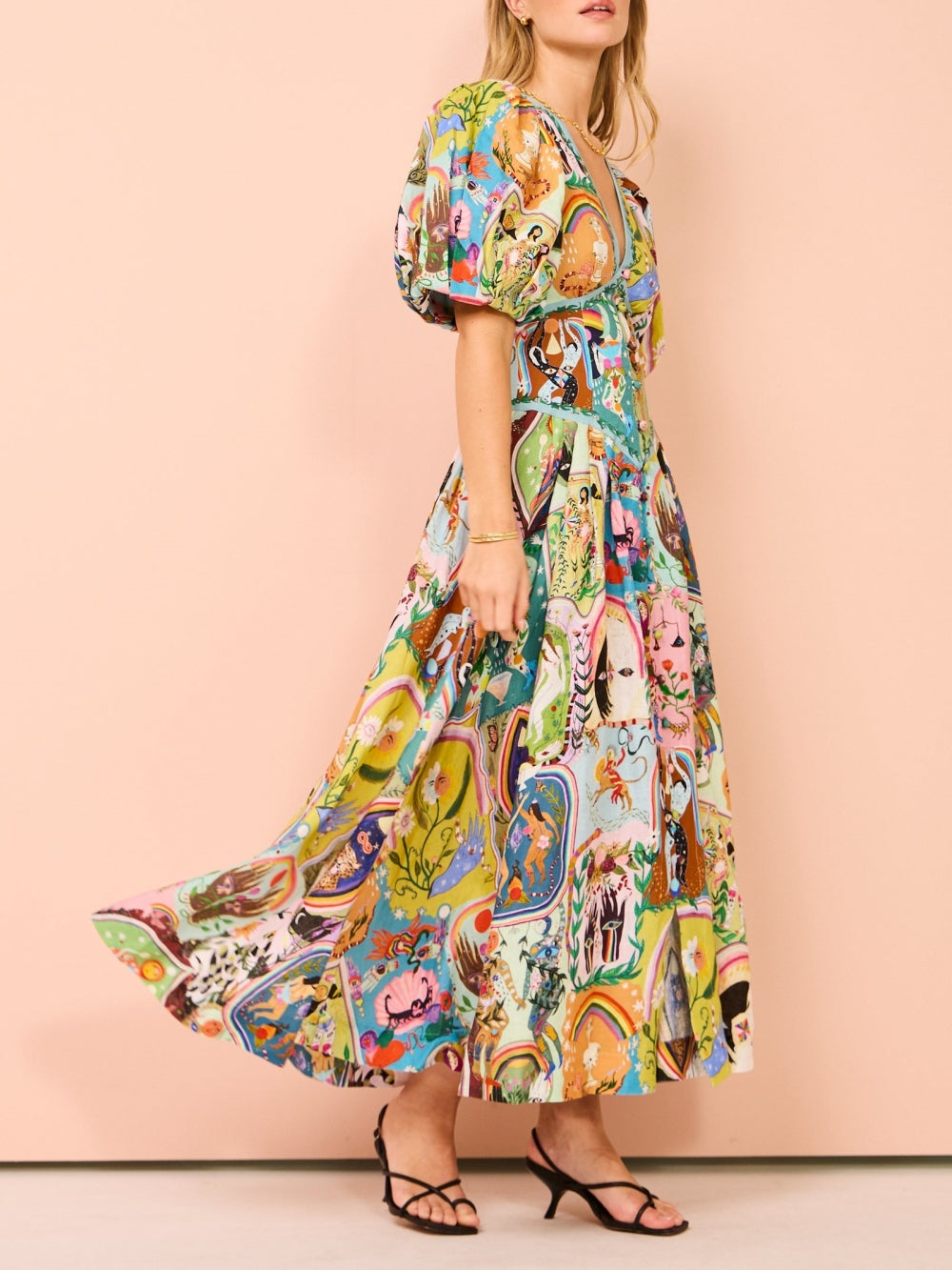 Sophisticated Dress with a Clean Classic Look