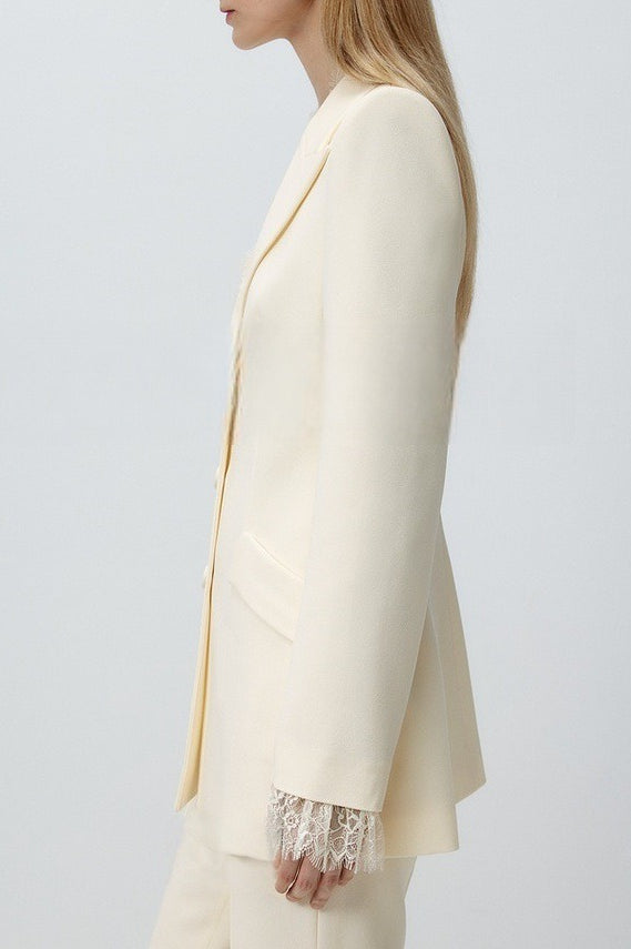 Classic Vintage & Enduringly Stylish Garment