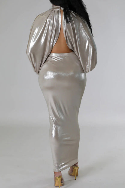 Effortlessly Elegant Garment with a Timeless Design