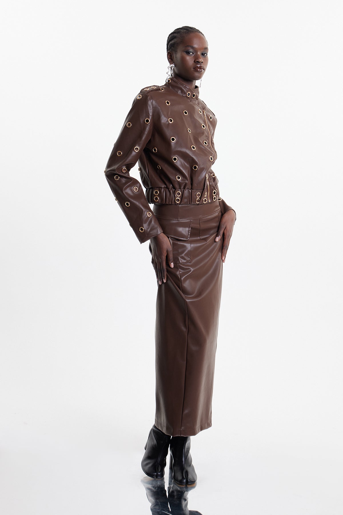 Gracefully Styled Garment for Any Occasion