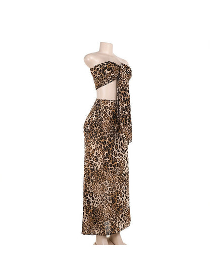 A Vintage Style Top with Delicate Timeless Details