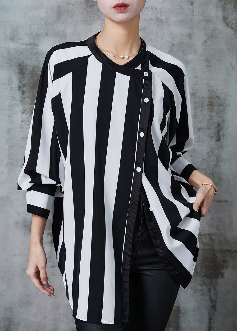 Gracefully Styled Shirt for Any Occasion