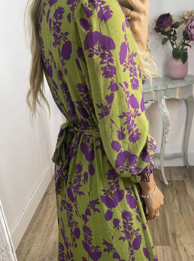 Classic Vintage & Enduringly Stylish Dress