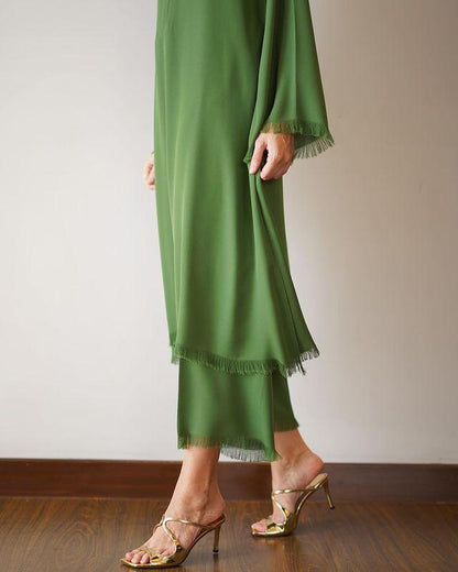 Gracefully Styled Garment for Any Occasion