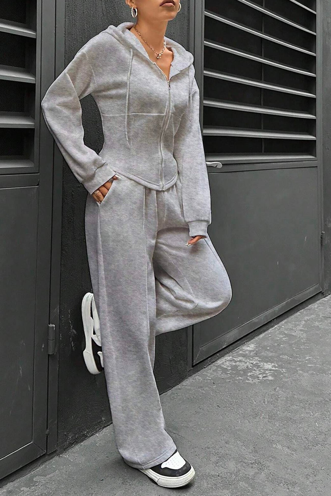 Beautifully Finished Pants in a Timeless Design