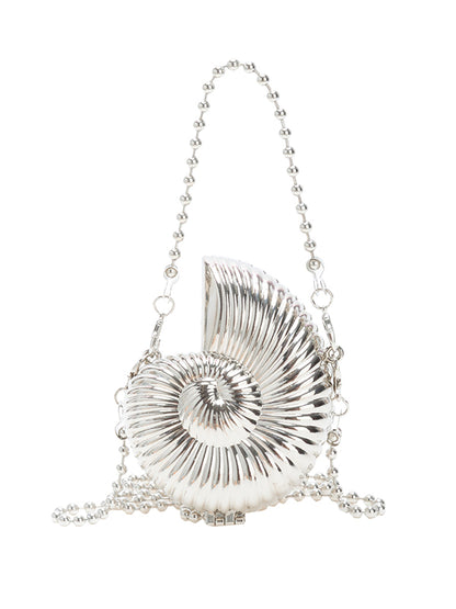 Gracefully Styled Bag for Any Occasion