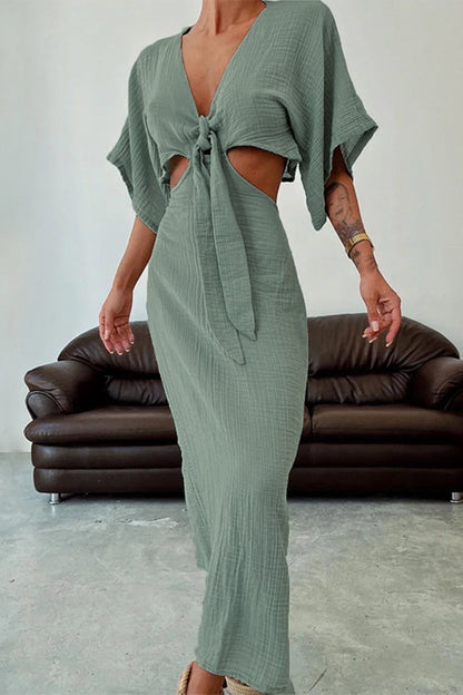 A Vintage Style Dress with Delicate Timeless Details