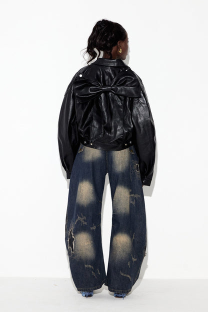 Effortlessly Elegant Jacket with a Timeless Design