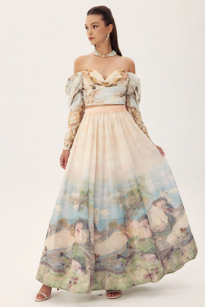 Gracefully Styled Garment for Any Occasion