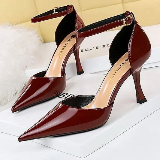 Beautifully Finished Heels in a Timeless Design