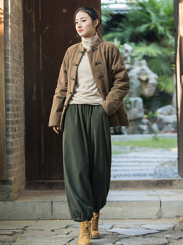 Well Tailored Pants with a Graceful Silhouette