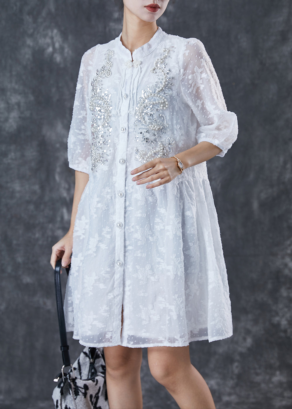 Gracefully Styled Dress for Any Occasion