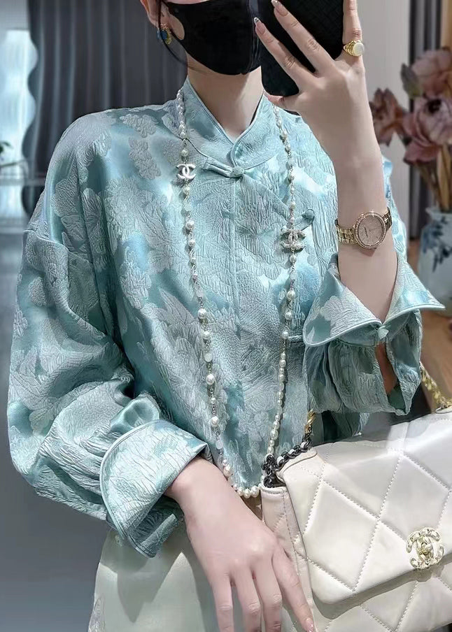 Effortlessly Elegant Shirt with a Timeless Design