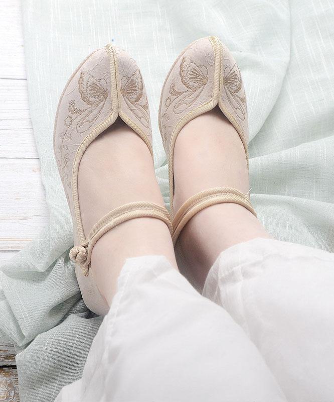 Sophisticated Heels with a Clean Classic Look