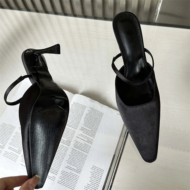 Elegantly Styled Sandals for Everyday Wear
