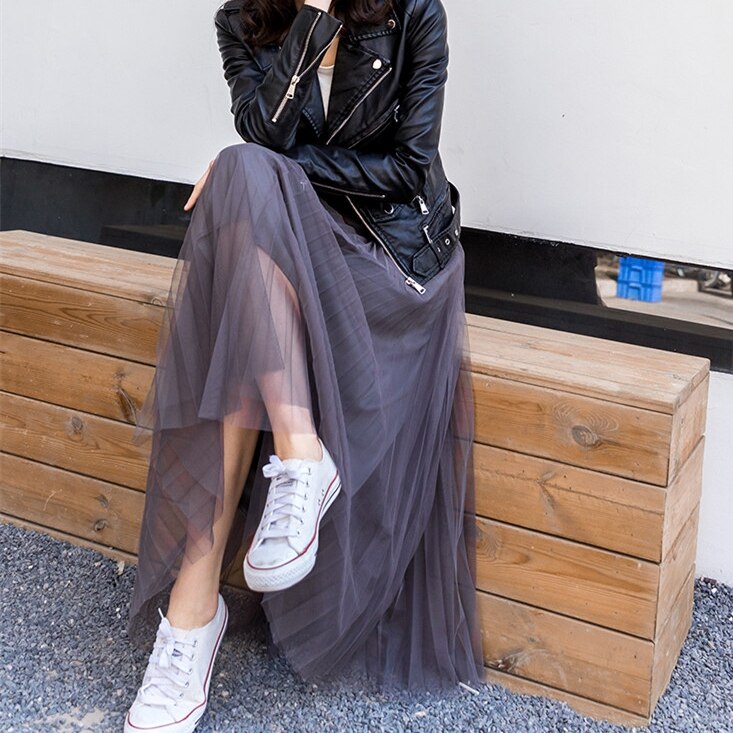 Effortlessly Elegant Garment with a Timeless Design