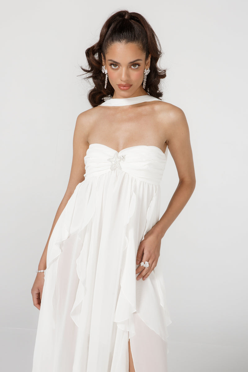 Beautifully Crafted Dress in a Classic Style