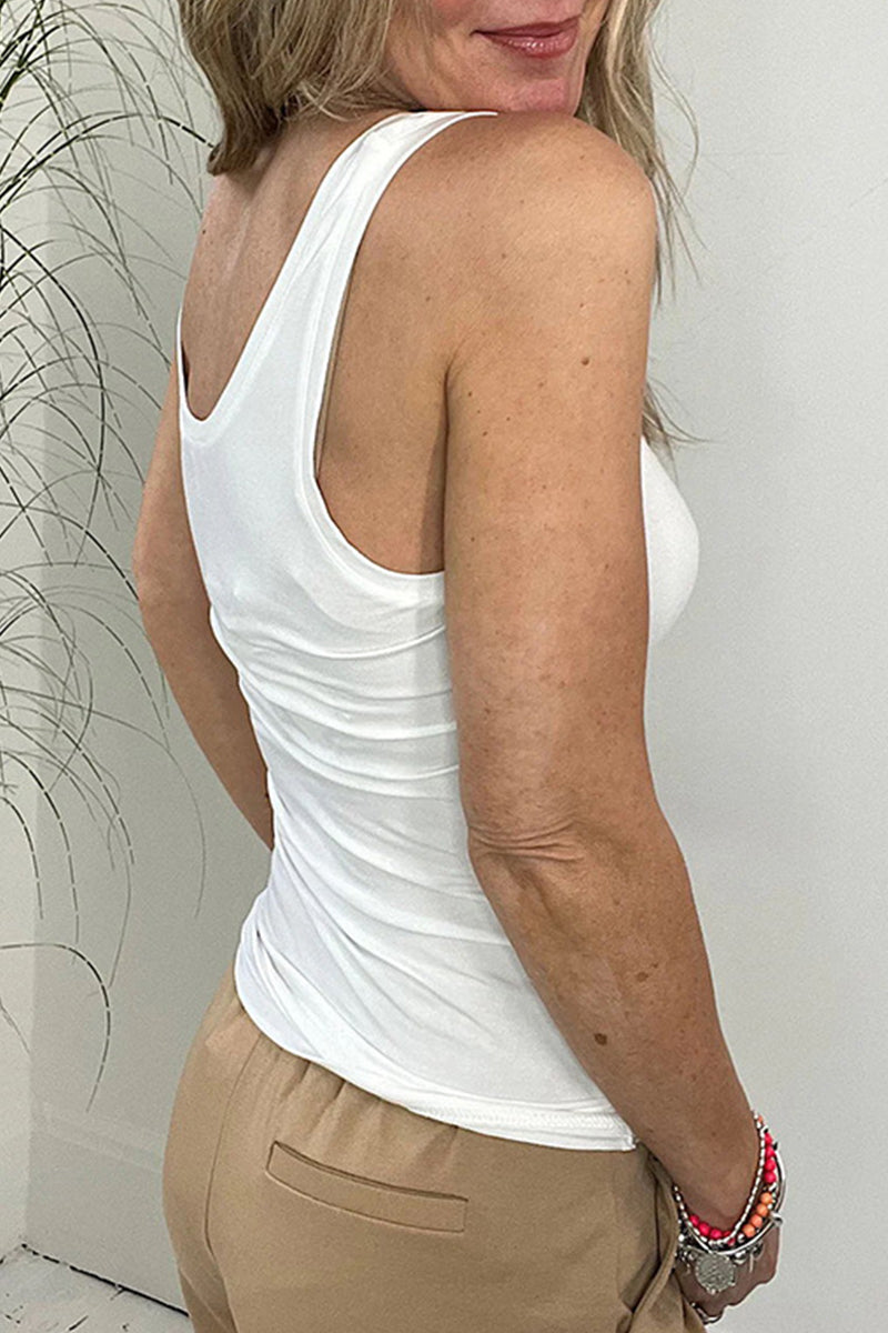Polished Top with an Effortless Classic Look