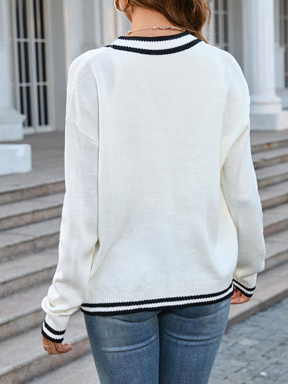 Effortlessly Elegant Cardigan with a Timeless Design
