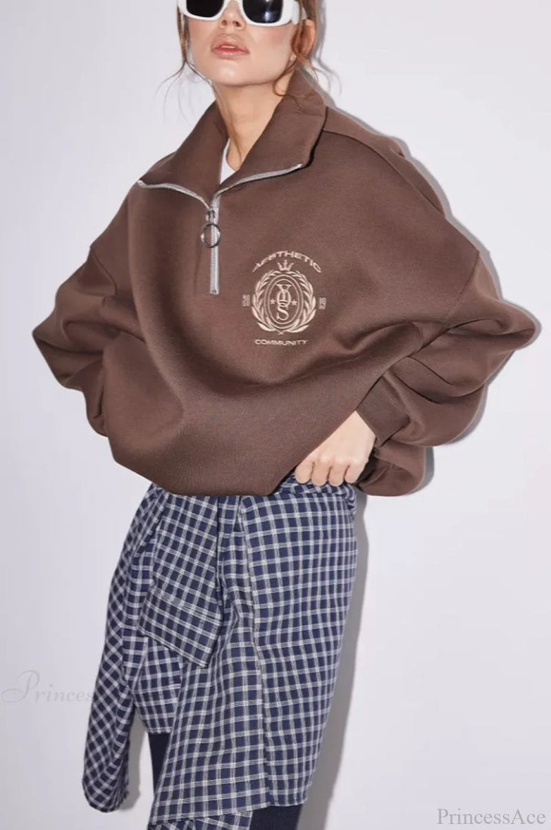 Classic Vintage Shirt with a Flattering Fit
