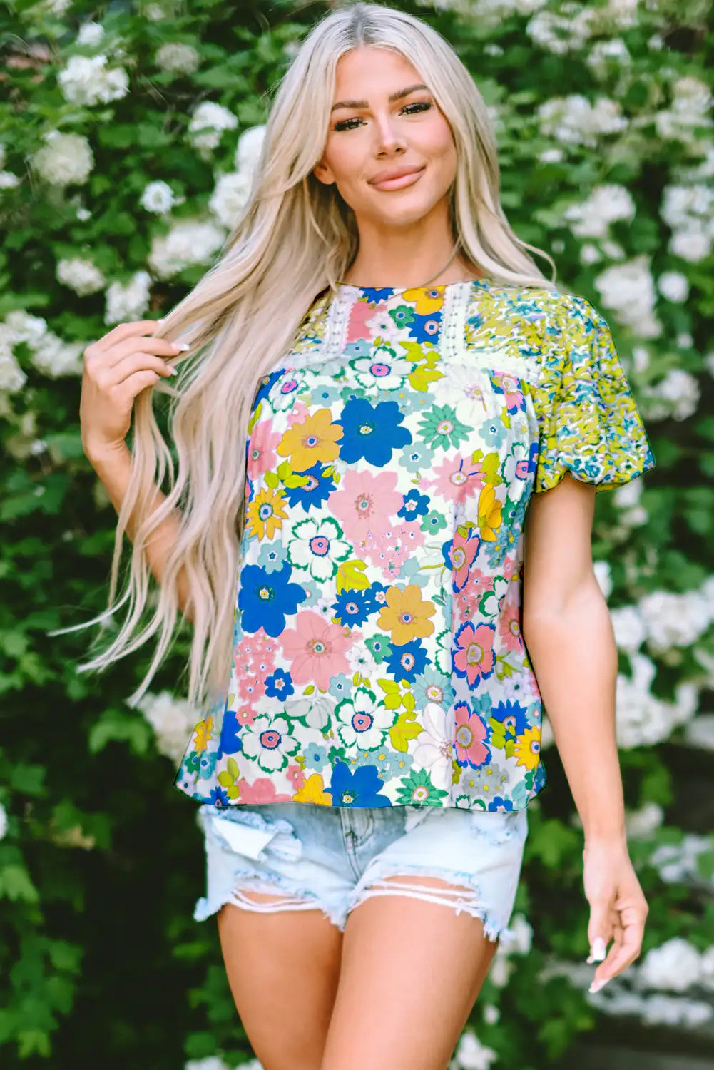 Beautifully Finished Blouse in a Timeless Design