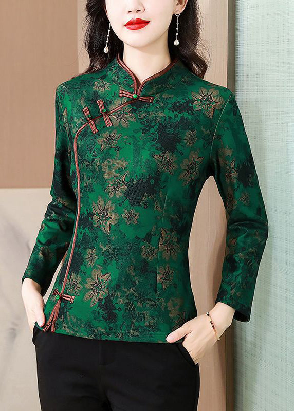 Sophisticated Shirt with a Clean Classic Look