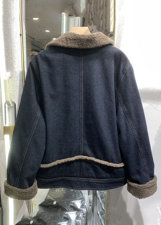 Classic Vintage & Enduringly Stylish Coat