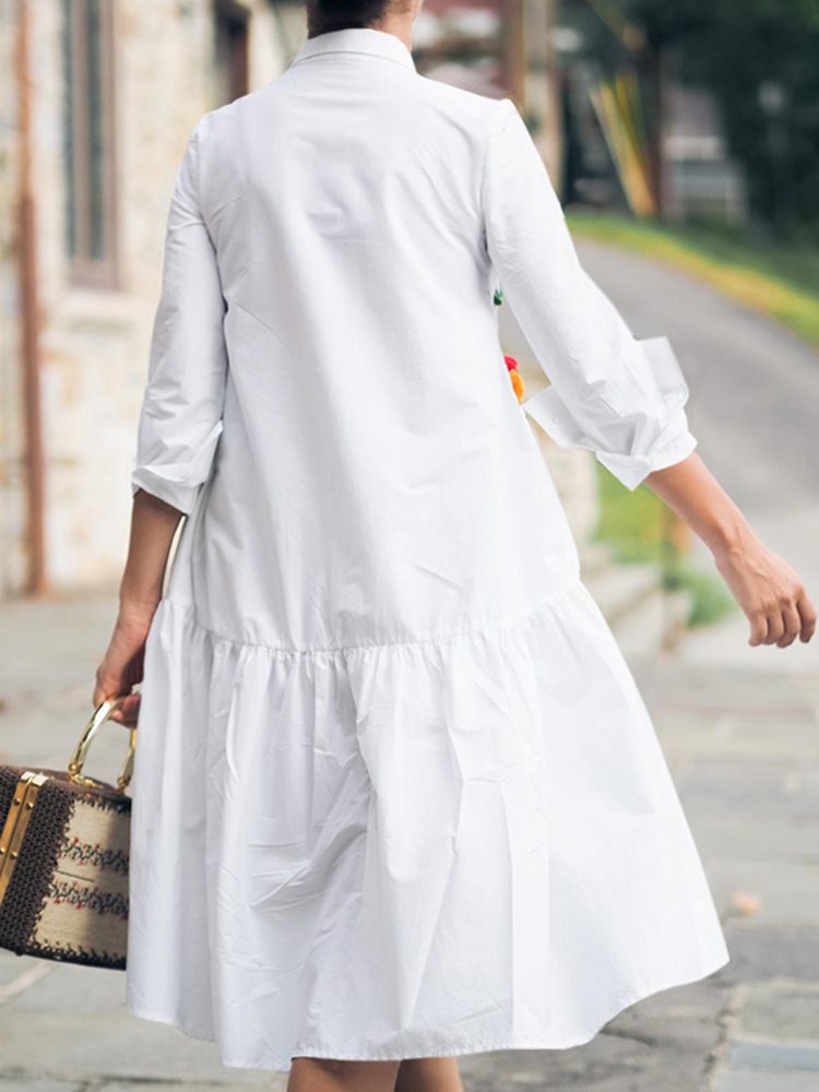 Sophisticated Dress with a Clean Classic Look