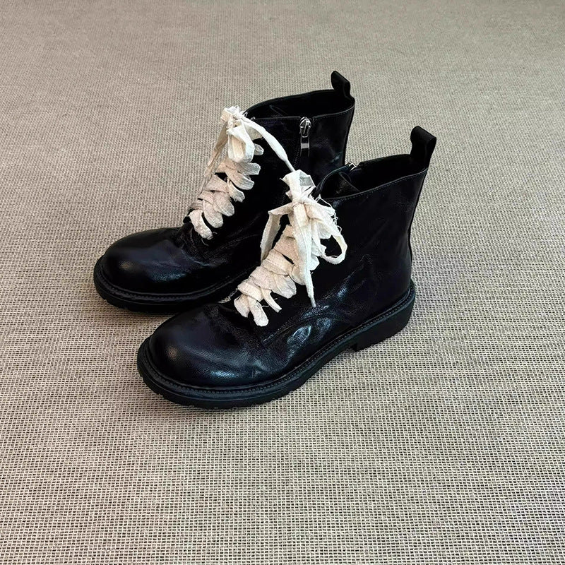 Polished Boots with an Effortless Classic Look