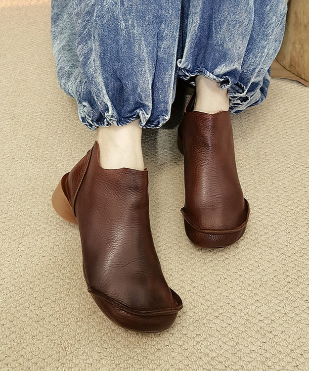 Elegantly Styled Boots for Everyday Wear