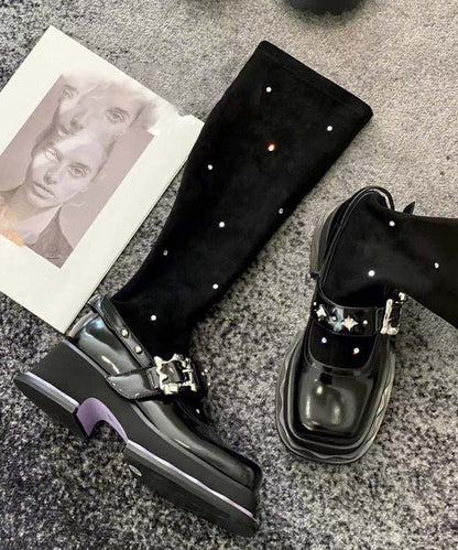 Polished Boots with an Effortless Classic Look