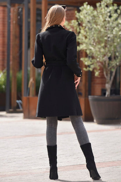 Classic Vintage Coat with a Flattering Fit