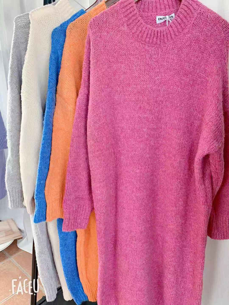 Well Tailored Sweater with a Graceful Silhouette