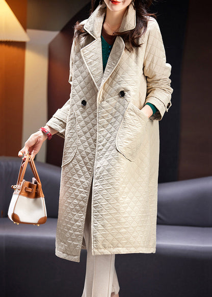 Elegantly Styled Coat for Everyday Wear