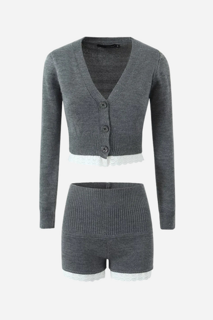 Effortlessly Elegant Cardigan with a Timeless Design