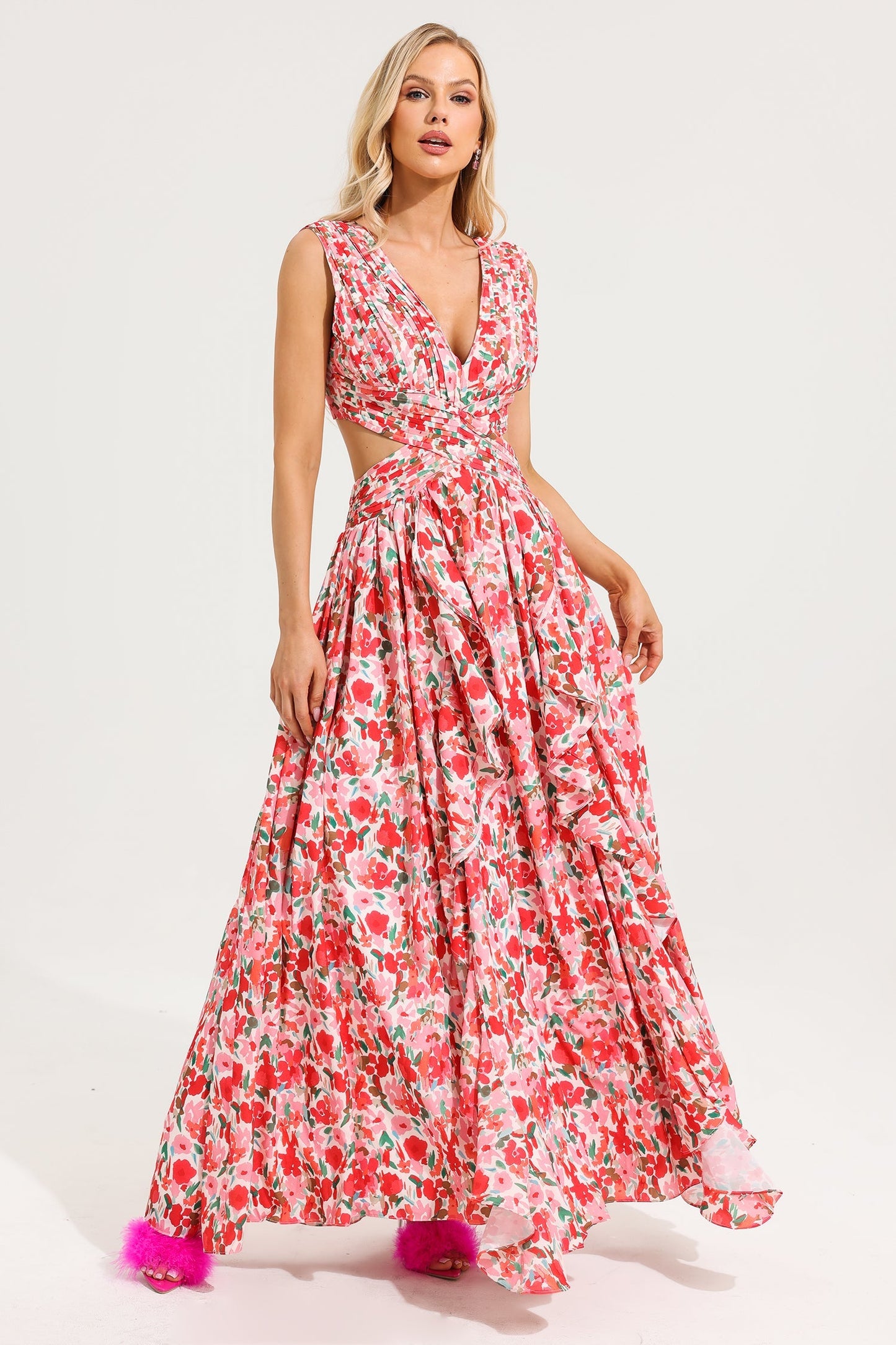 Beautifully Crafted Dress in a Classic Style