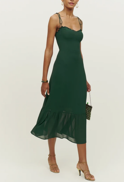 Classic Vintage & Enduringly Stylish Dress