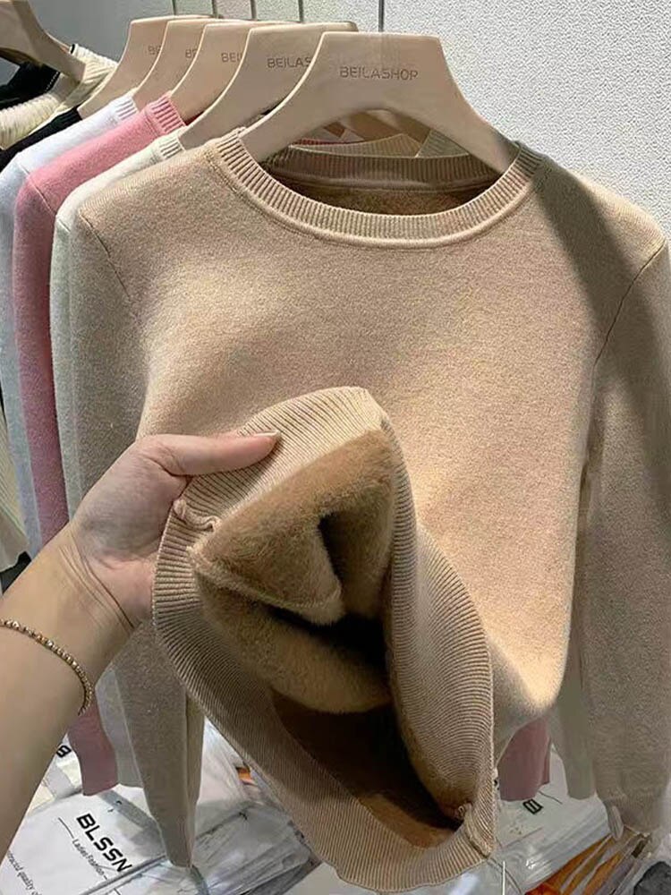 Beautifully Finished Sweater in a Timeless Design