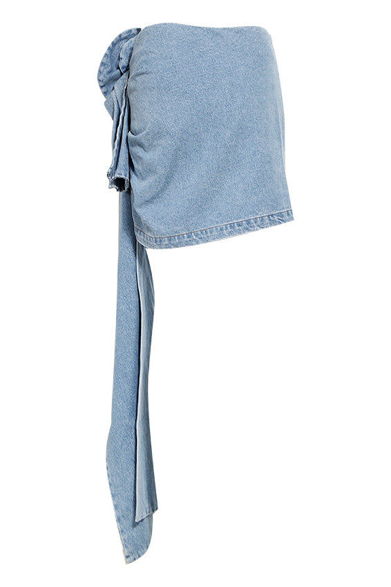 Well Tailored Garment with a Graceful Silhouette