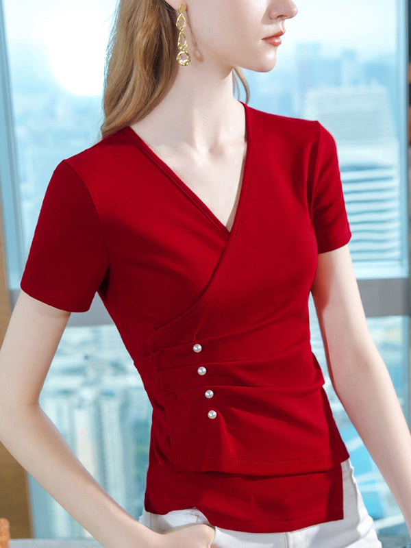 Beautifully Crafted T-Shirt in a Classic Style