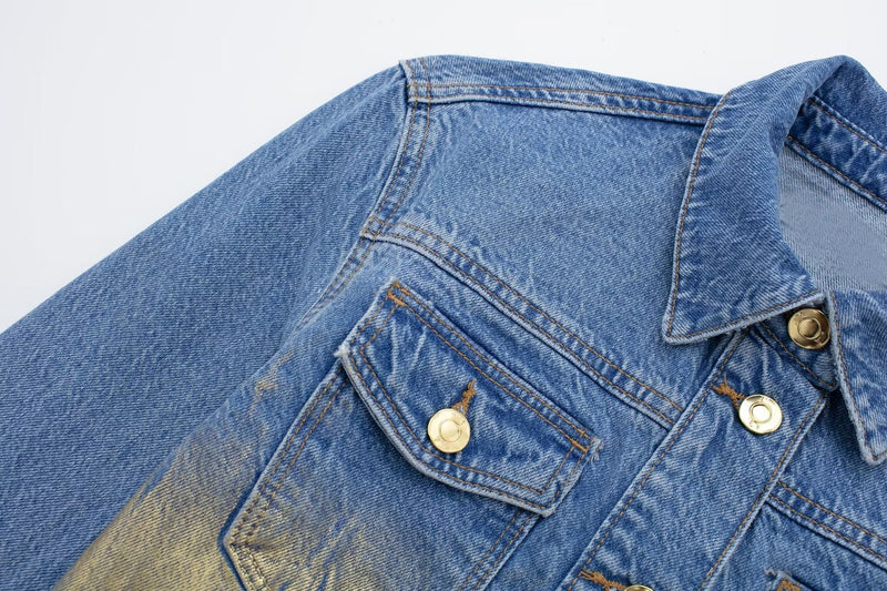 Elegantly Styled Jacket for Everyday Wear