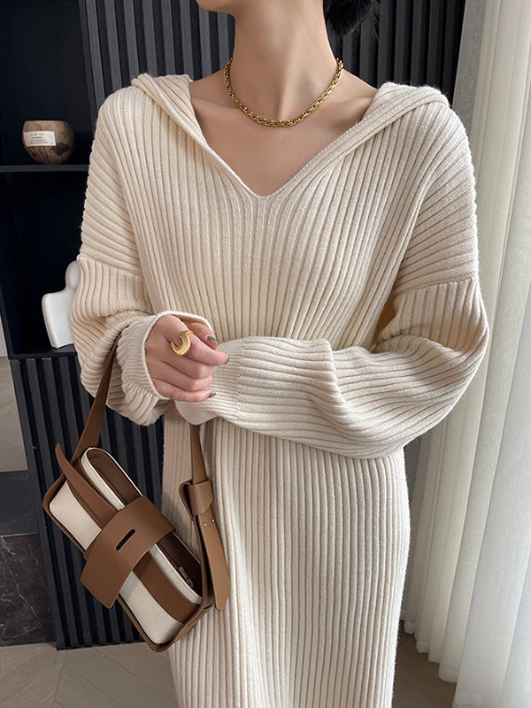Classic Vintage Sweater with a Flattering Fit