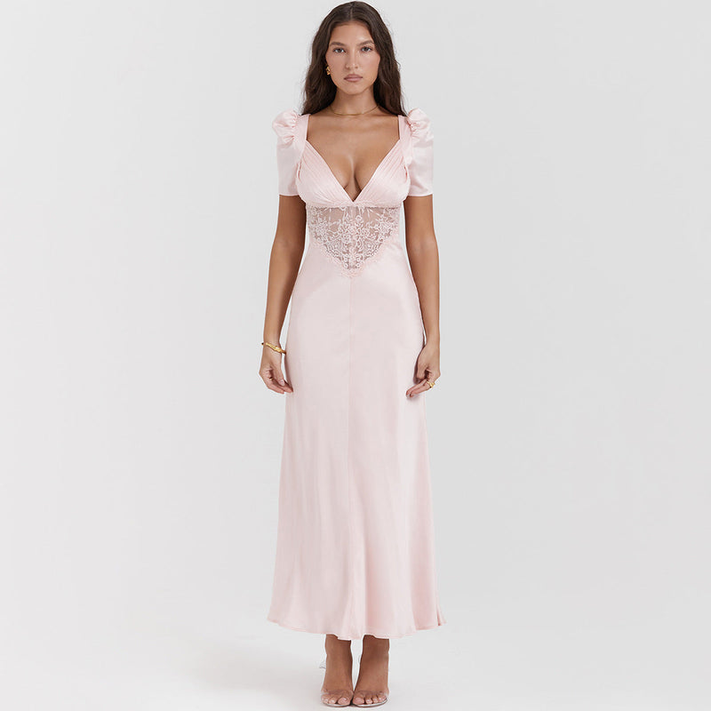 Beautifully Finished Dress in a Timeless Design