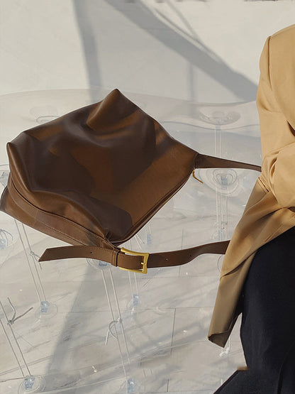 Polished Bag with an Effortless Classic Look