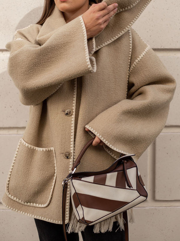 Effortlessly Elegant Coat with a Timeless Design