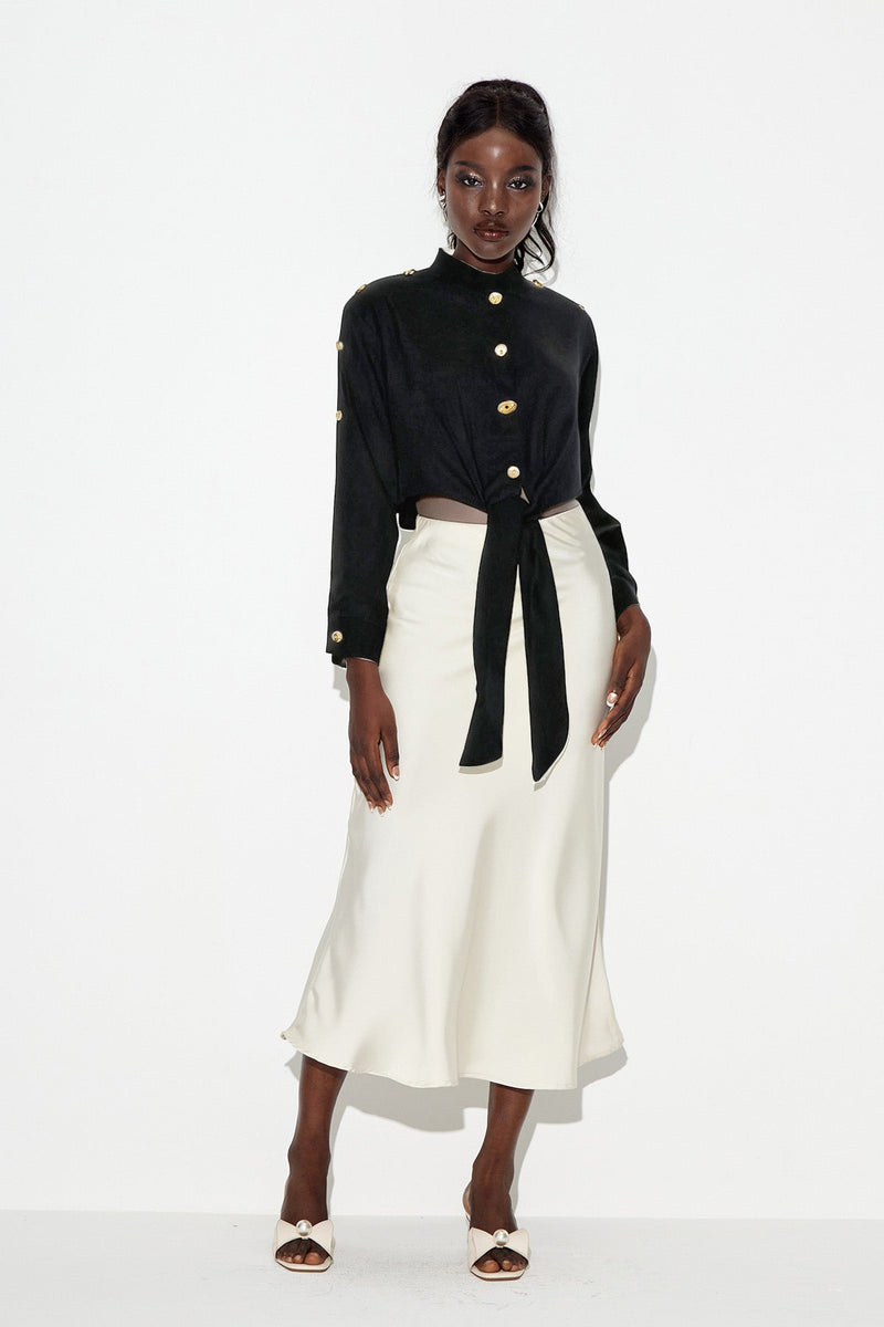 Effortlessly Elegant Shirt with a Timeless Design
